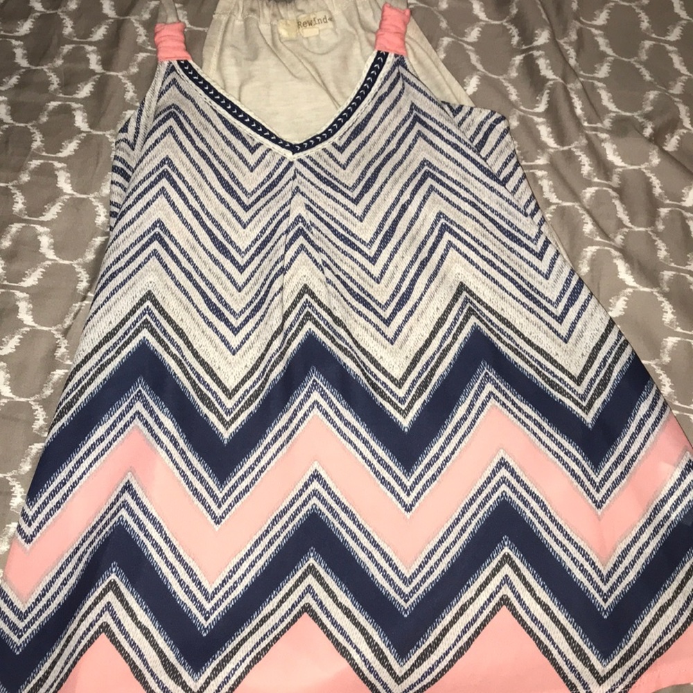 Tank top with chevron pink stripes